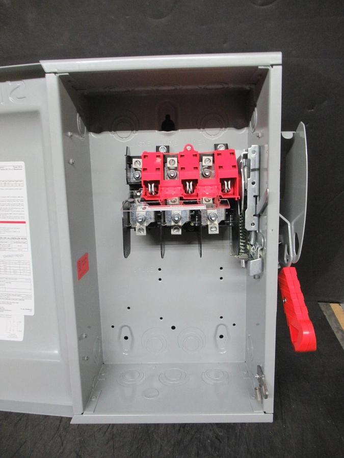 NEW IN BOX SIEMENS HEAVY DUTY FUSIBLE SAFETY SWITCH HNF362 600 VAC 60 AMP