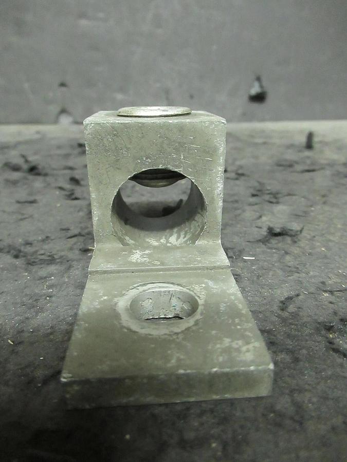 Used (3) QTY ILSCO TA-500-1 (SINGLE) BARREL MECHANICAL CONNECTOR LUG TAP 500 MCM - 4