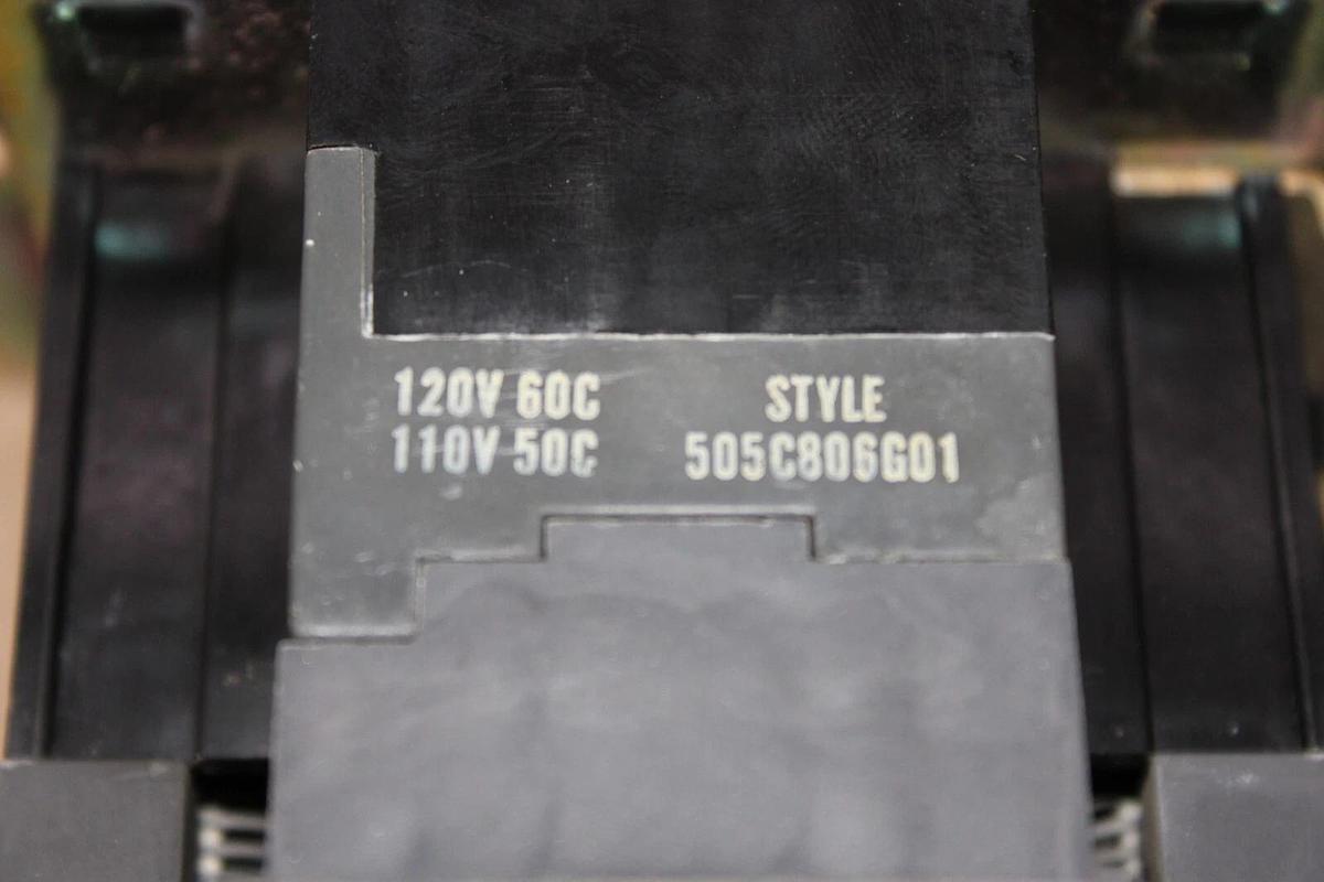 Used WESTINGHOUSE NEMA STARTER A200MICACDM NEMA 1 27 AMP 600 VAC 3-PHASE 10 HP