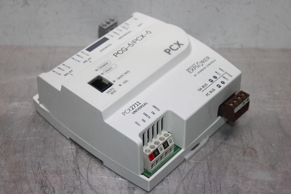 Used JOHNSON CONTROLS PCX UNIVERSAL CONTROLLER PCX2711 FX-PCX2711-0 REV. U PCG-5