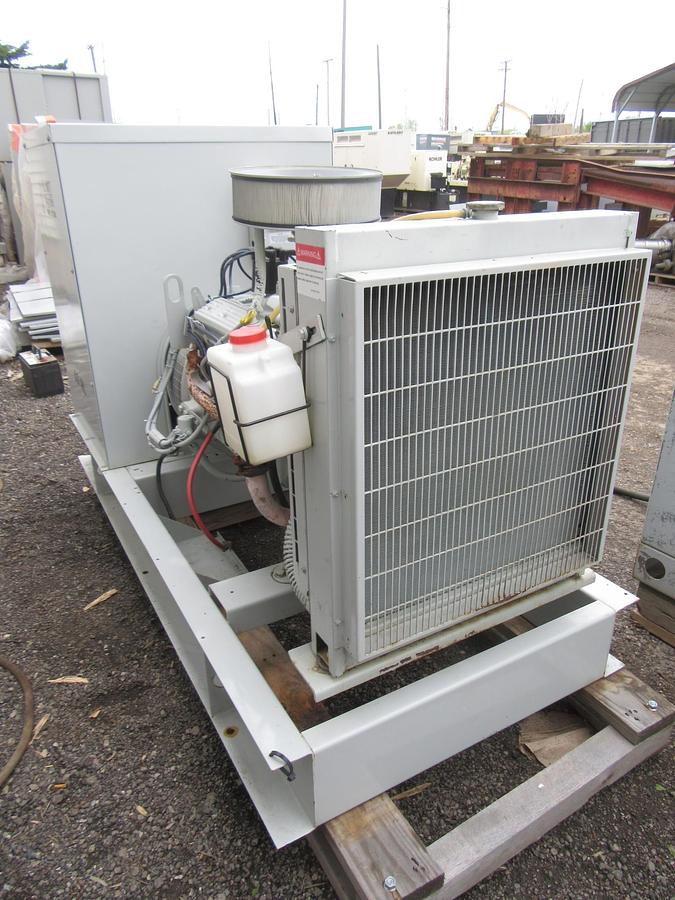 Used 60 KW GENERATOR NAT GAS PROPANE 120/240V RECONNECTABLE 5.7PSI VIDEO