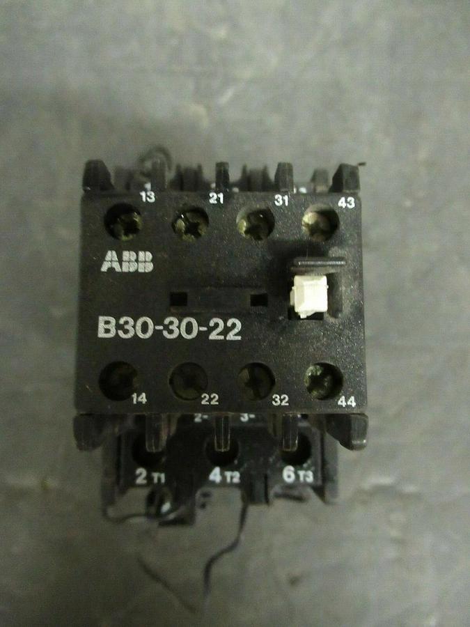 Used ABB CONTACTOR B30 AUX. 45 AMP 600 VAC 30 HP **WARRANTY INCLUDED** W/ B30-30-22
