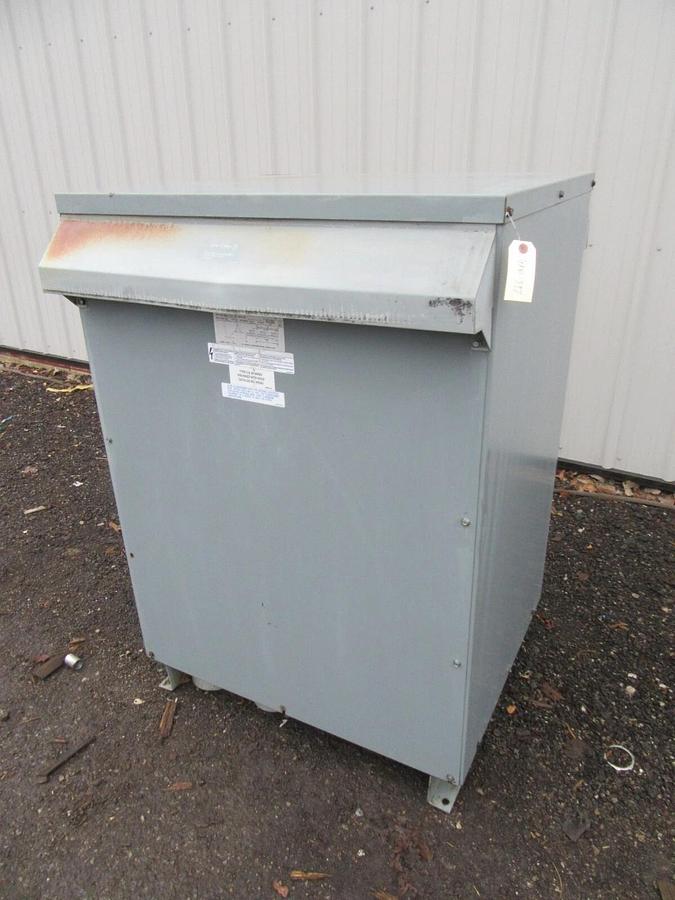 Used SQUARE D TRANSFORMER 225T3H 225 KVA PRI: 480V @ 271 A SEC: 208Y/120 @ 625 A 3R