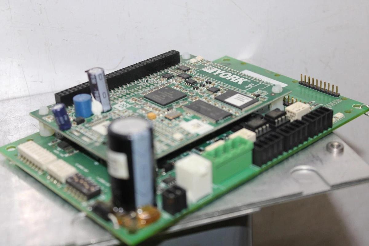 Used YORK HVAC CHILLER GATEWAY CARD 25-2698-18 REV. D W/ 25-2783-90001 REV. F