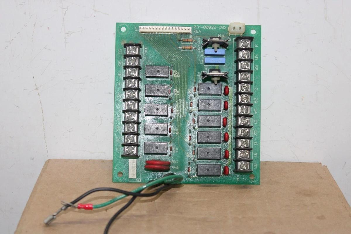 Used YORK CONTROL RELAY CIRCUIT BOARD 031-00932-02 **WARRANTY INCLUDED**