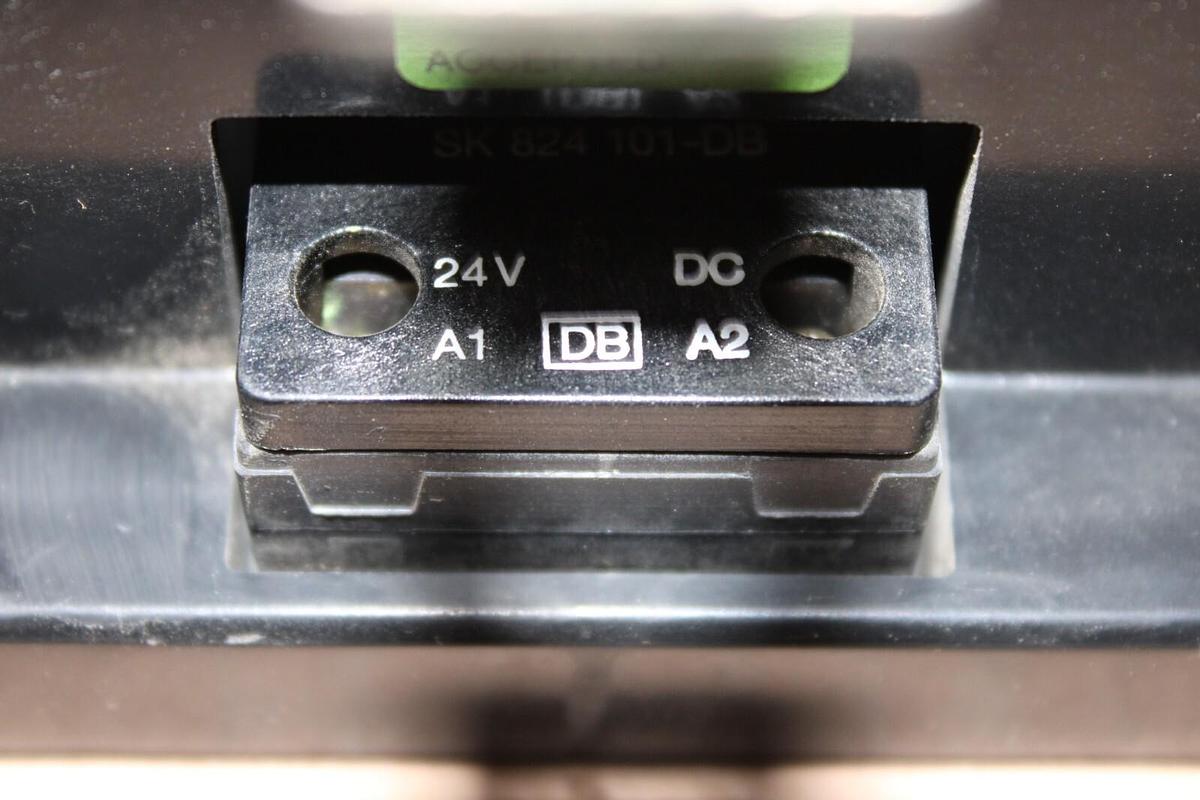 Used ABB CONTACTOR EH-145 600 VAC 3-POLE 200 AMP 125 HP COIL: 24VDC