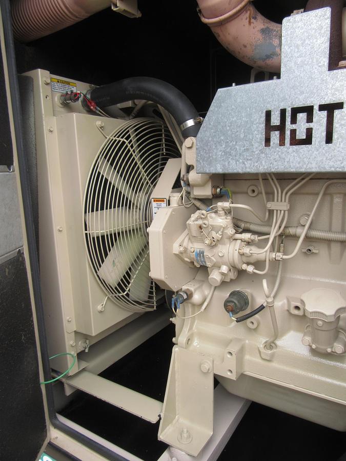 Used 60 KW DIESEL GENERATOR KATOLIGHT 120/240V RE-CONNECTABLE SOUND ENCLOSED 204 HRS