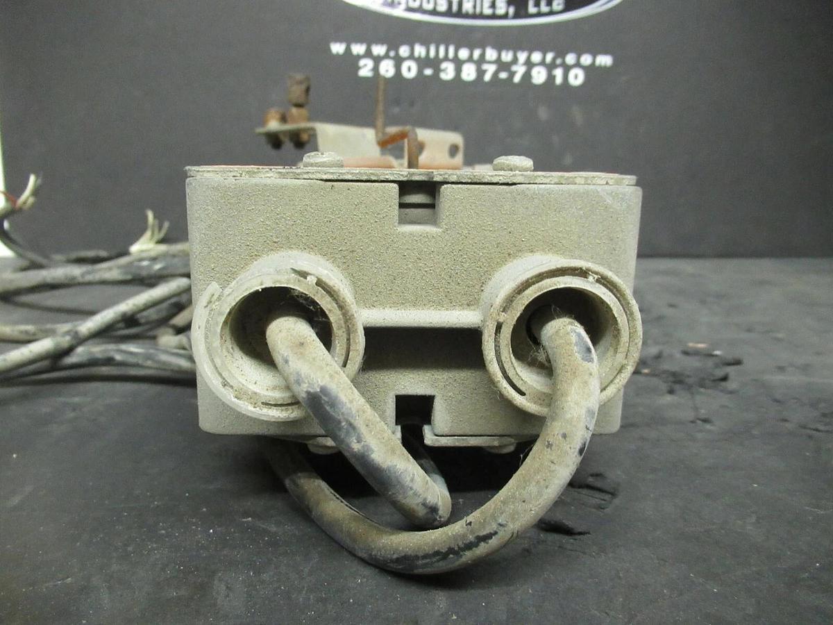 Used BELIMO SPRING RETURN ACTUATOR AF24-3-S-US 24 VAC/DC 10 VA 6W