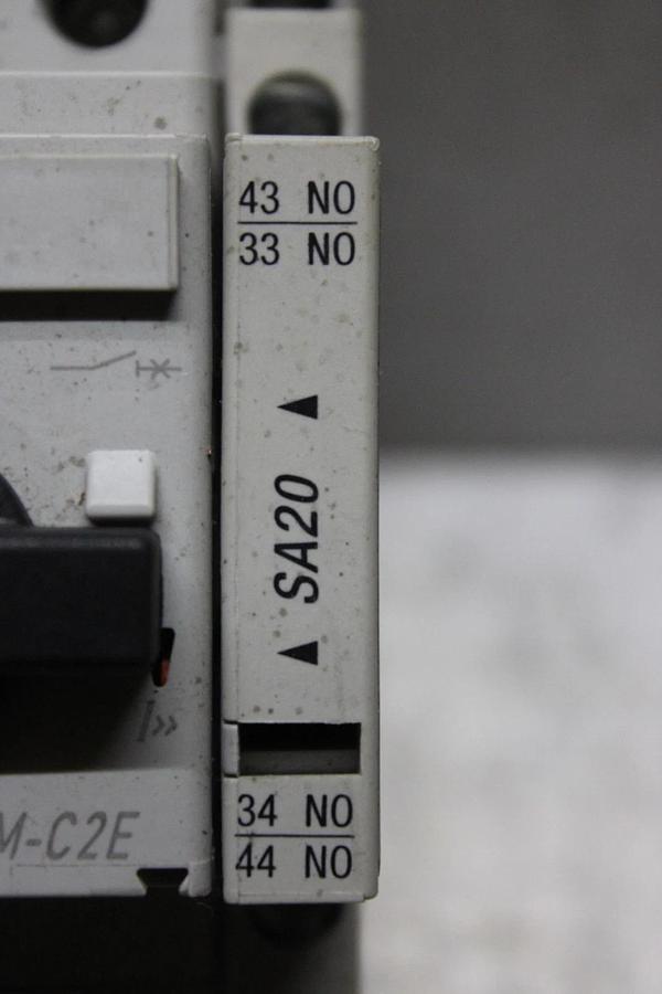 Used ALLEN BRADLEY MANUAL MOTOR STARTER 140M-C2E-B63 600 VAC 3-POLE 4 TO 6.3 AMP