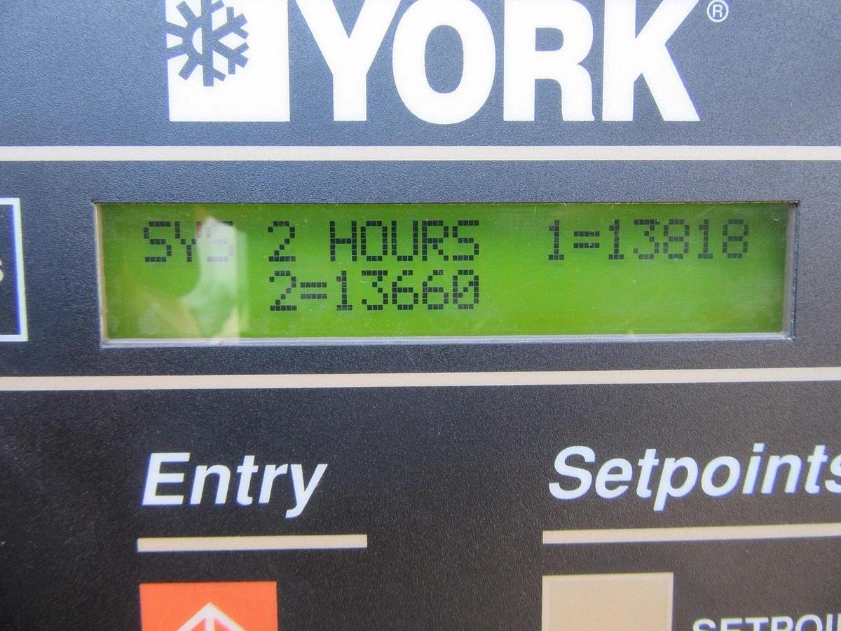 Used YORK 100 TON AIR COOLED CHILLER 460 VOLT YCAL104 LOW HOURS  GREAT CONDITION