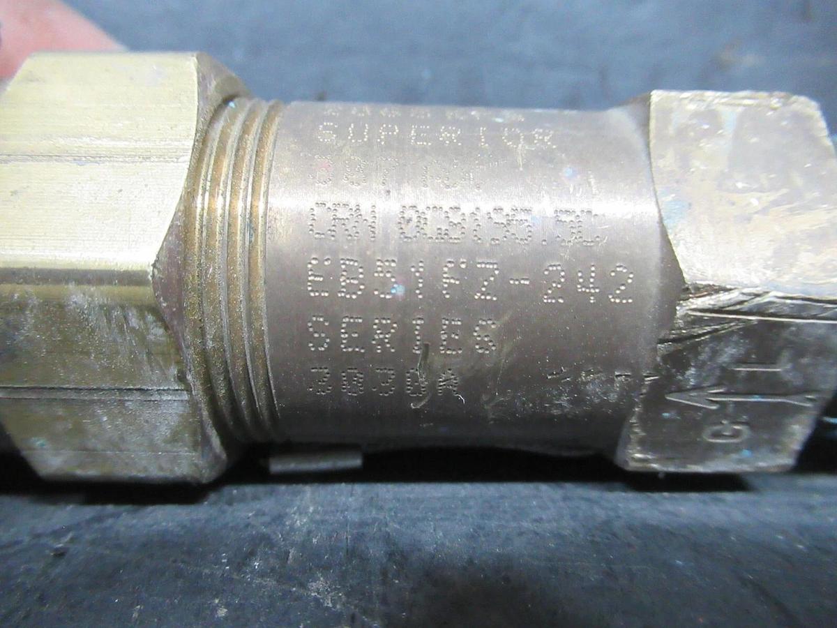 Used EB51FZ-242 / 3045X1-300 RELIEF VALVE 3/4" 300 PSI 20.7 BAR 21.12 kg AIR/SEC