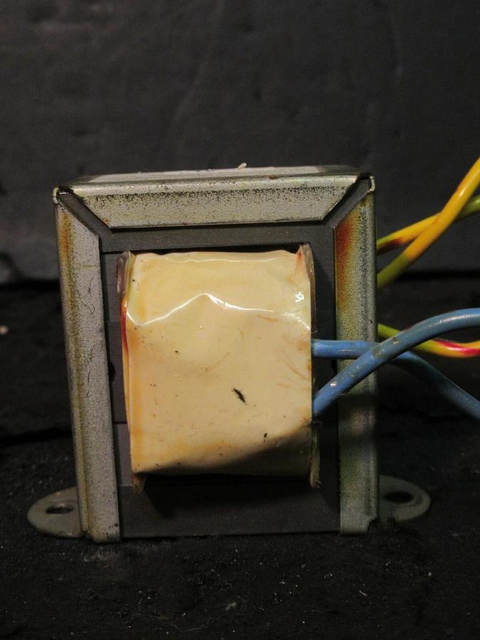 Used PRECISION INC. 019-0695-00 CONTROL TRANSFORMER 046738114 24 VAC PRIMARY TO 18 V