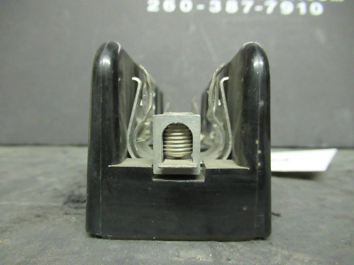 Used LITTELFUSE FUSE LUG SET LR60060-1CR 600 VOLTS 60 AMP **WARRANTY INCLUDED!**