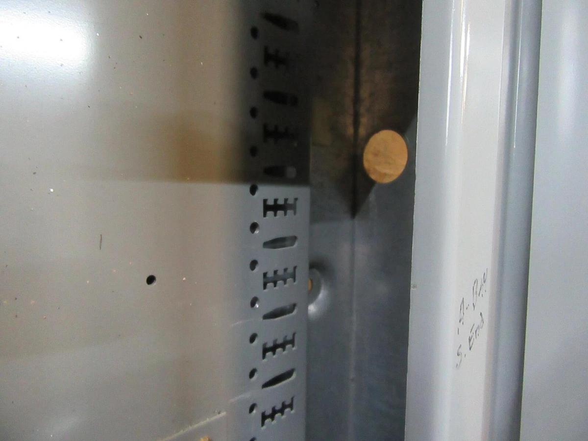 Used 225 AMP SQUARE D I-LINE PANELBOARD PANEL MAIN LUG MLO 3 PH 4 W 600 / 480 VAC E1