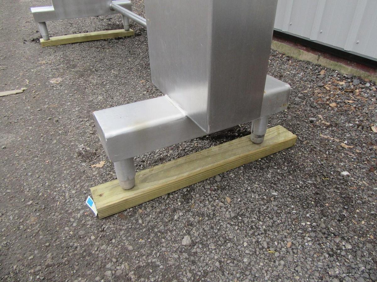 Used 600 SQ FT STAINLESS STEEL 3" IN / OUT APV PLATE AND FRAME HEAT EXCHANGER 23948