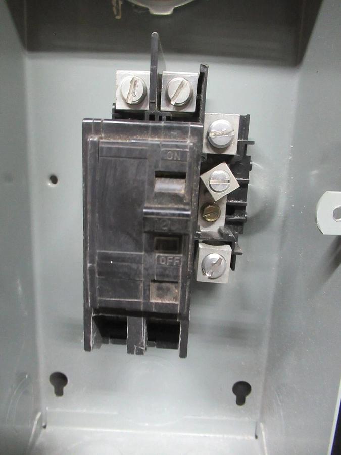 Used SQUARE D ENCLOSED CIRCUIT BREAKER QO2100N W/ QO2125 125 AMP 2-POLE 240 VAC