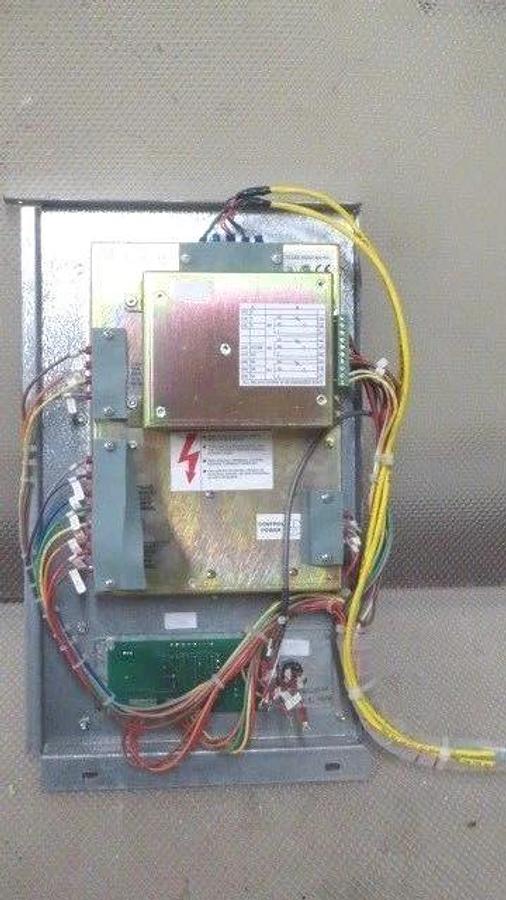 Used SQUARE D POWERLOGIC CIRCUIT MONITOR CM-2150 240 VAC 27 VA W/ IOM-44 ALARM