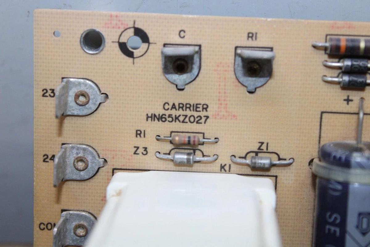Used CARRIER ESSEX REPLACEMENT RELAY CIRCUIT BOARD HN65KZ027 623-1 **WARRANTY**