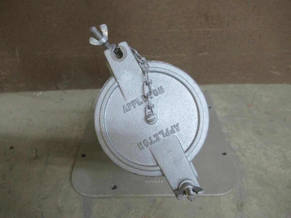 Used APPLETON POWERTITE RECEPTICLE AR40023 2 WATT 3 POLE 600 VAC 2 WIRE 400 AMP