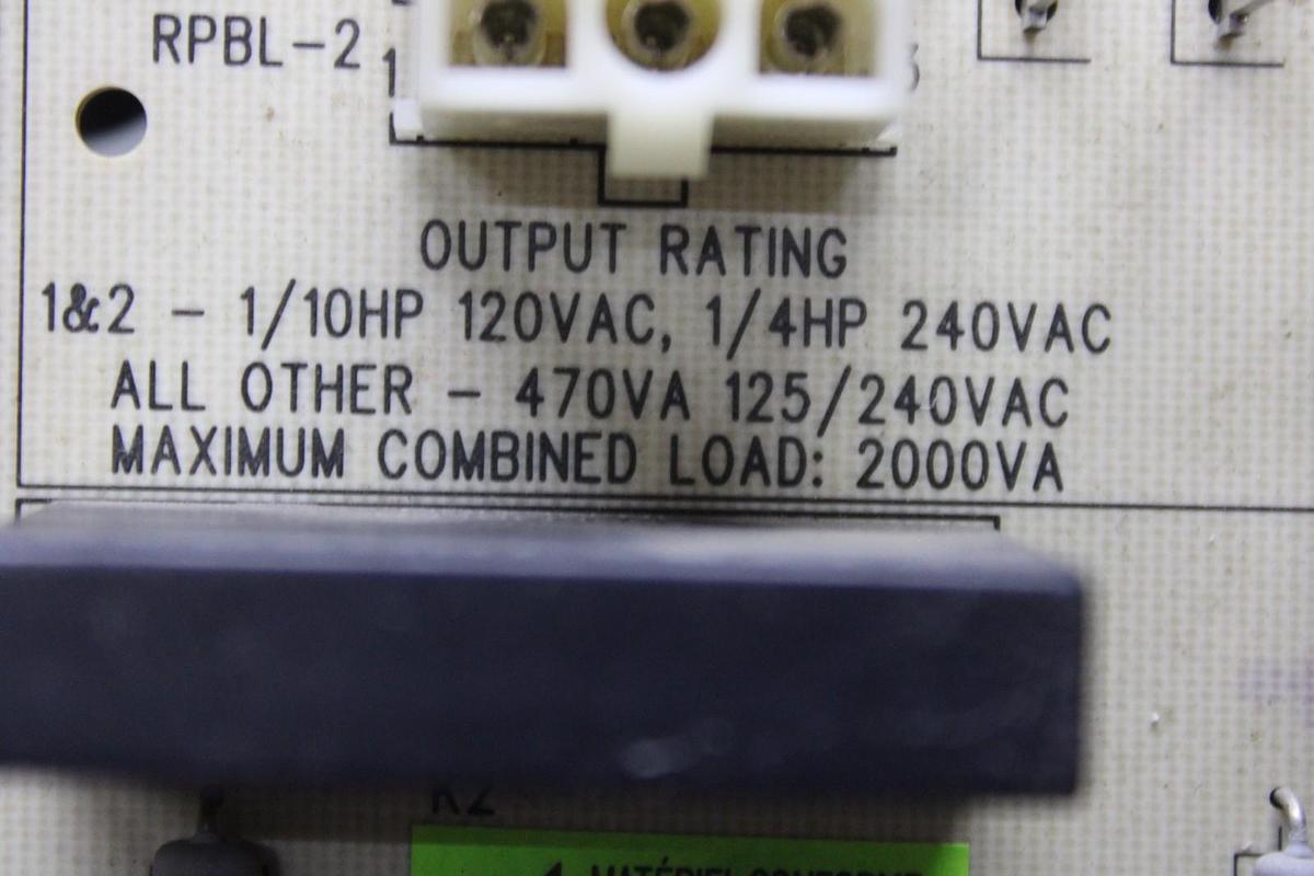 Used MEGATECH ELECTRO RELAY I/O CIRCUIT BOARD HK35AA003 PCBHK35AA0003 REV. 4