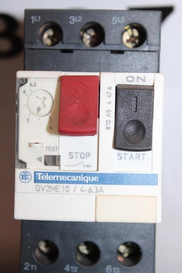 Used TELEMECANIQUE MANUAL MOTOR STARTER LC1D09 W/ GV2ME10/4.3-6A 600V 7.5HP 25A