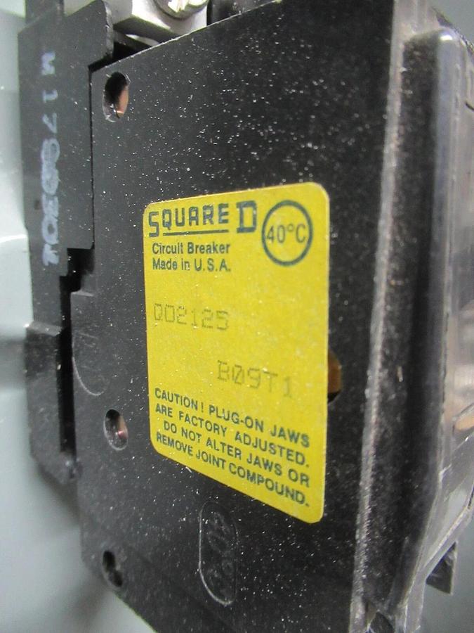 Used SQUARE D ENCLOSED CIRCUIT BREAKER QO2100N W/ QO2125 125 AMP 2-POLE 240 VAC