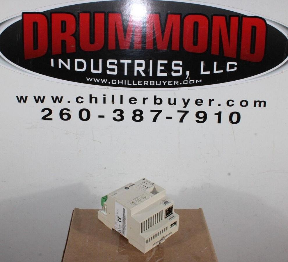 Used TRANE CVHF CHILLER CONTROL MODULE UC800 X13651144-01 REV. G 24 VDC 210 MA