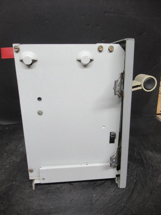 Used CUTLER HAMMER MOTOR STARTER CONTROL MODEL: 2100 12" W/ AE16ANS0 NEMA SIZE 0 3AMP