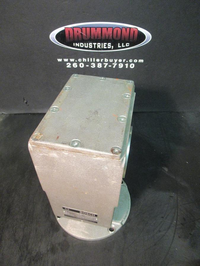 Used BOSCH RIGHT ANGLE GEAR REDUCER 3-842-519-117 3.9 NM 1700 1/MIN **WARRANTY**