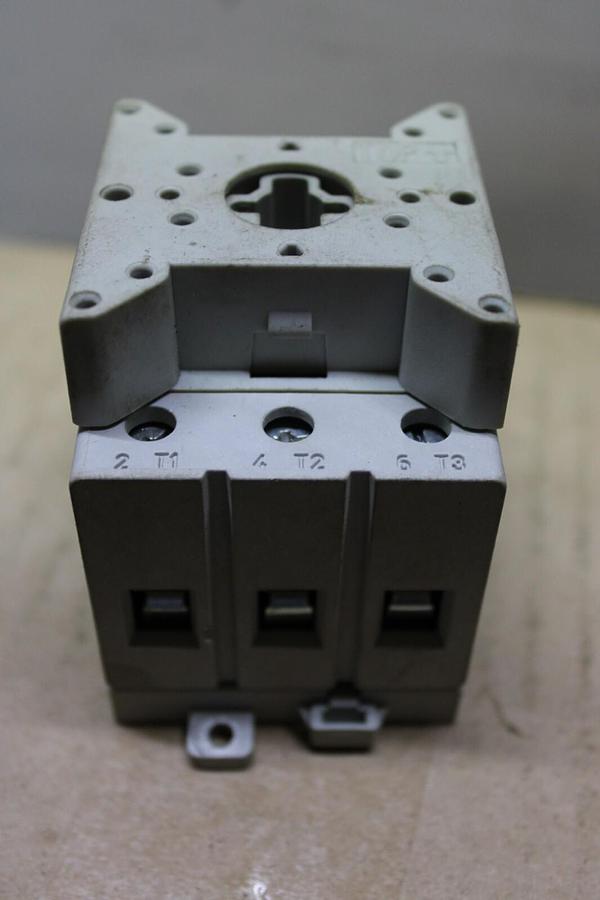 Used ALLEN BRADLEY LOAD SWITCH 194E-A63-1753 SER. B 600 VAC 63 AMP 3-PHASE 25 HP