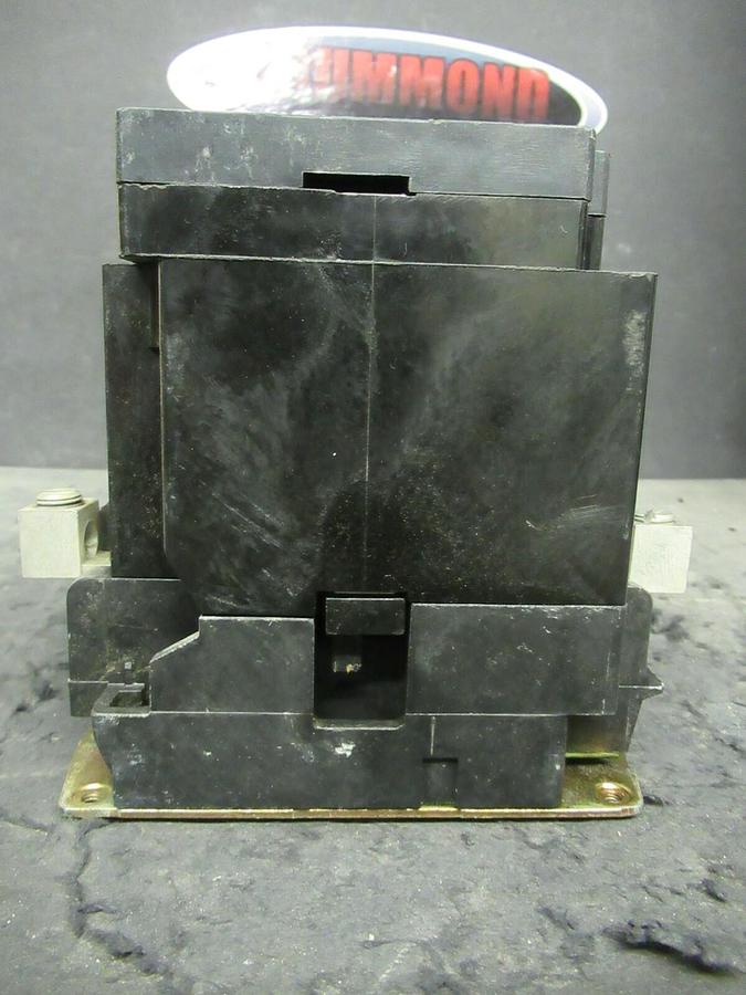 Used 60 AMP SQUARE D 8903 SPG1 LIGHTING CONTACTOR 2 POLE 600 277/480 VAC 208 V COIL