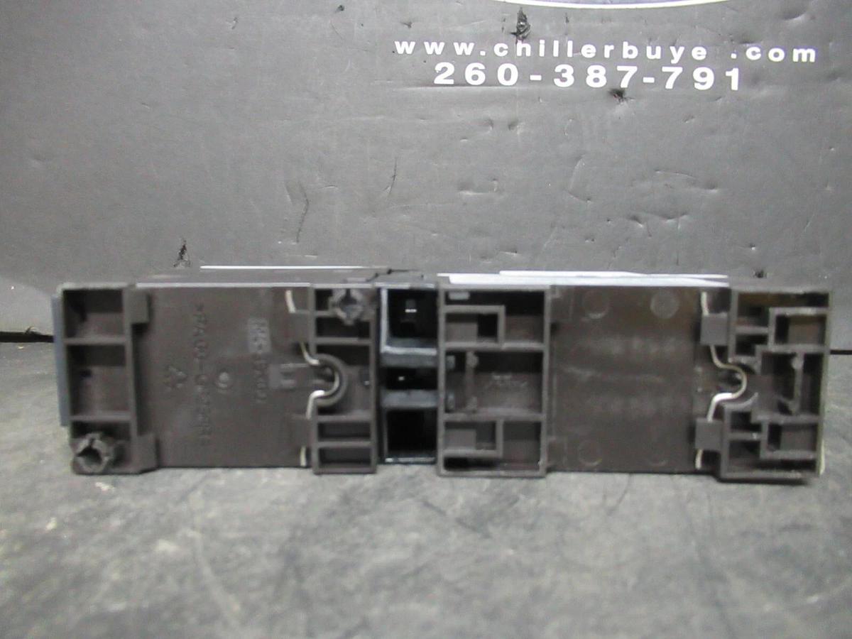 Used SIEMENS MANUAL MOTOR STARTER 3RV1021-1FA10 W/ 3RT1023-1A..0 600 VAC 7.5 HP