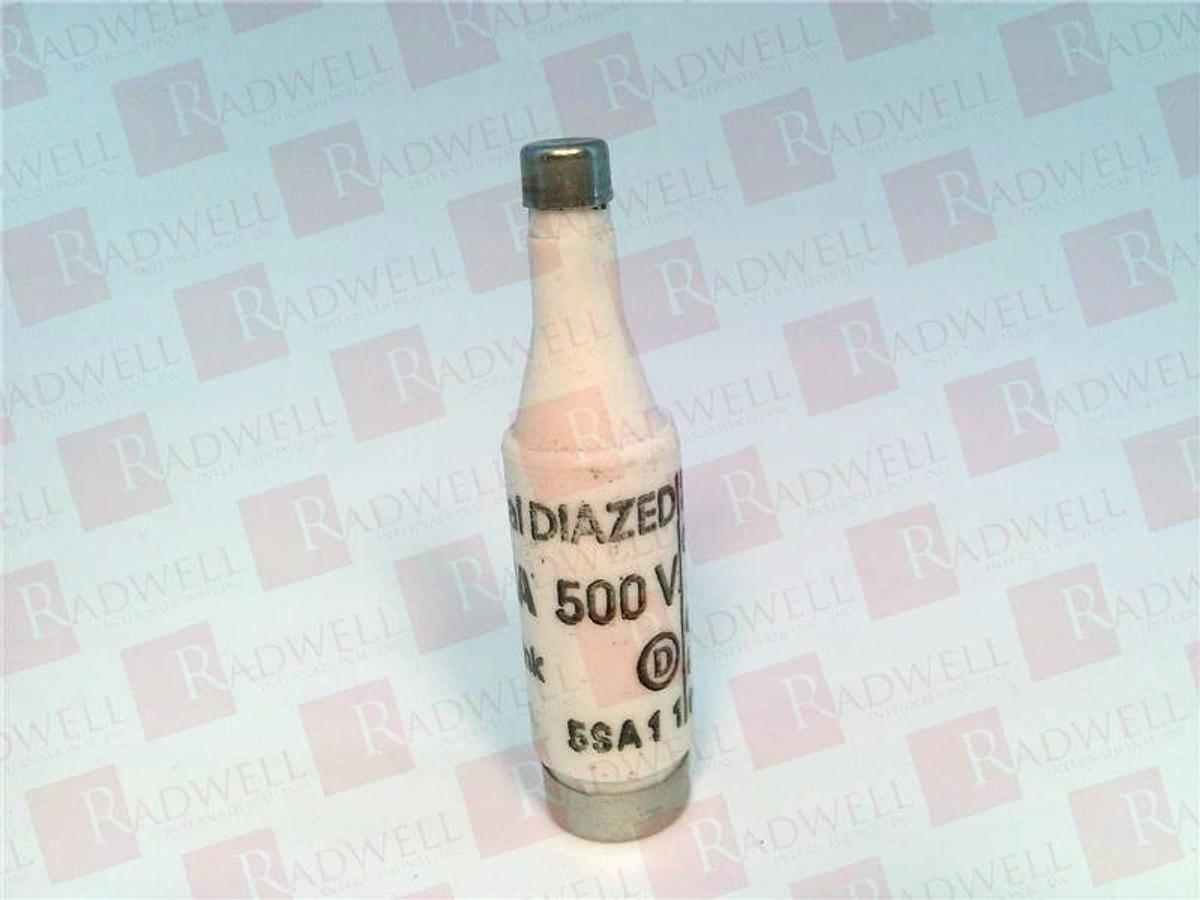 Used SIEMENS CIRCUIT BREAKER 5SX21 B16 16 AMP 277 VAC 1-POLE W/ 5SX9100 AUXILLIARY