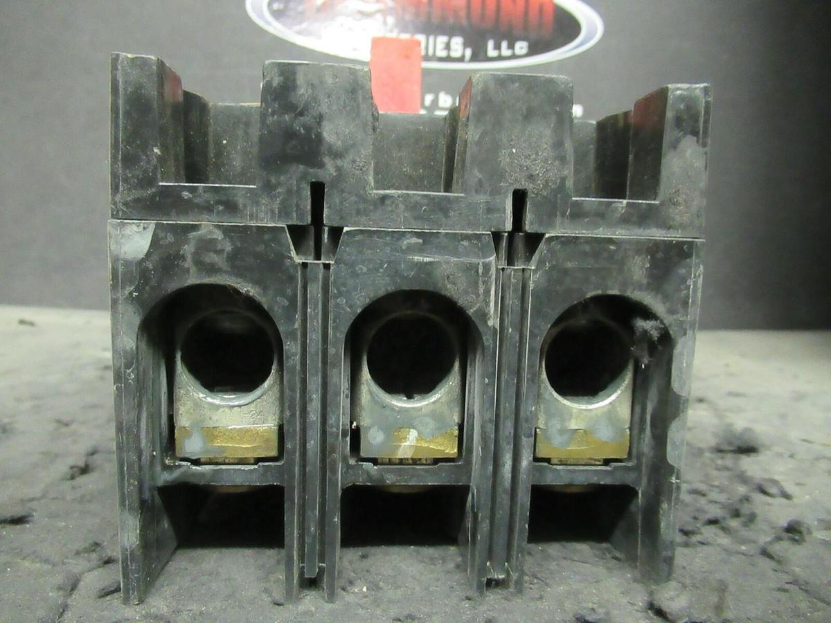 Used GE GENERAL ELECTRIC THFK236225 225 AMP 600V CIRCUIT BREAKER 3 P HI-BREAK W/ LUGS