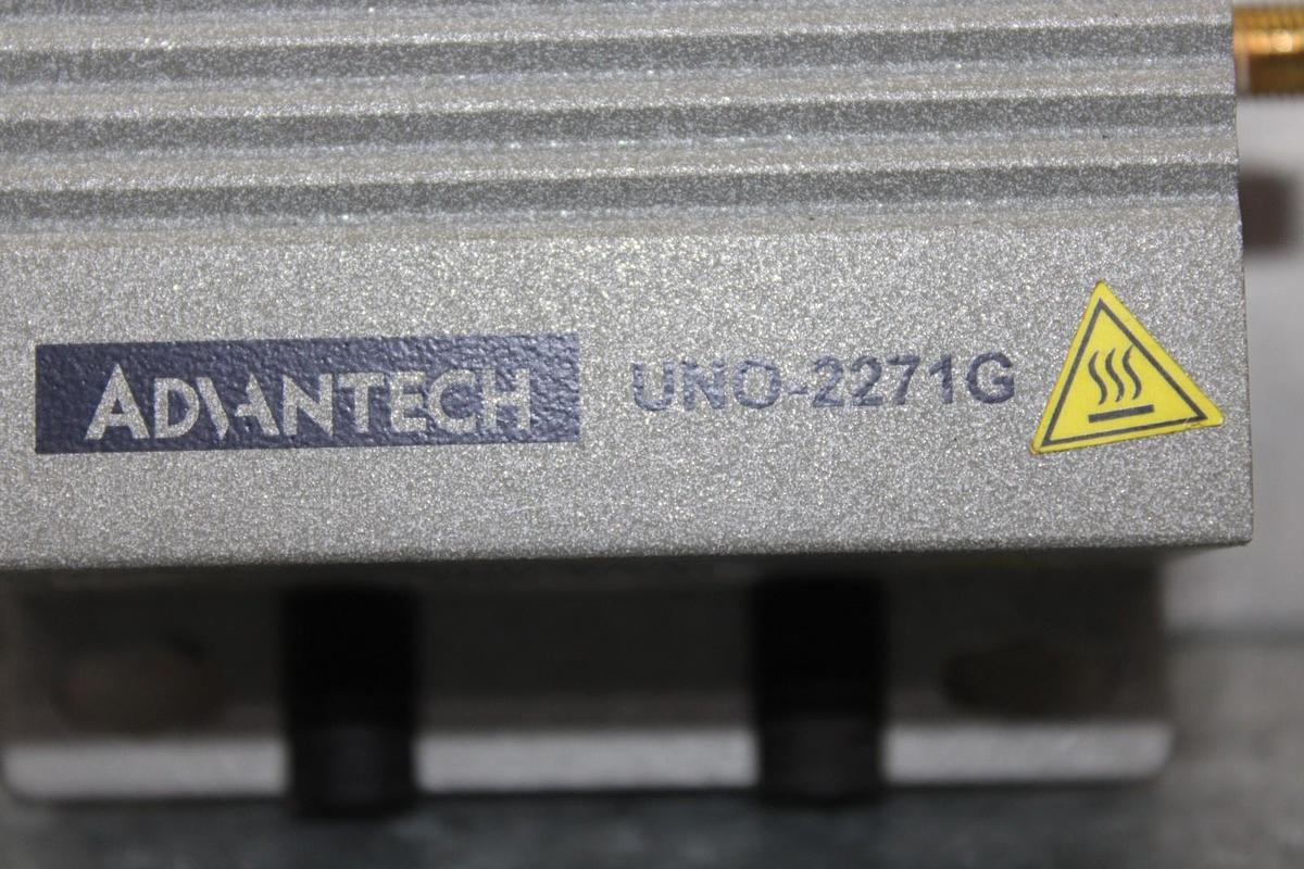 Used ADVANTECH EMBEDDED AUTOMATION COMPUTER UNO-2271G-V2 24 VDC 4 AMP