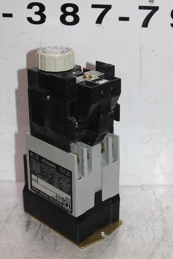 Used SQUARE D INDUSTRIAL CONTROL RELAY 8501-X0-40-9714 W/ TIMING RELAY 8501-XTE1