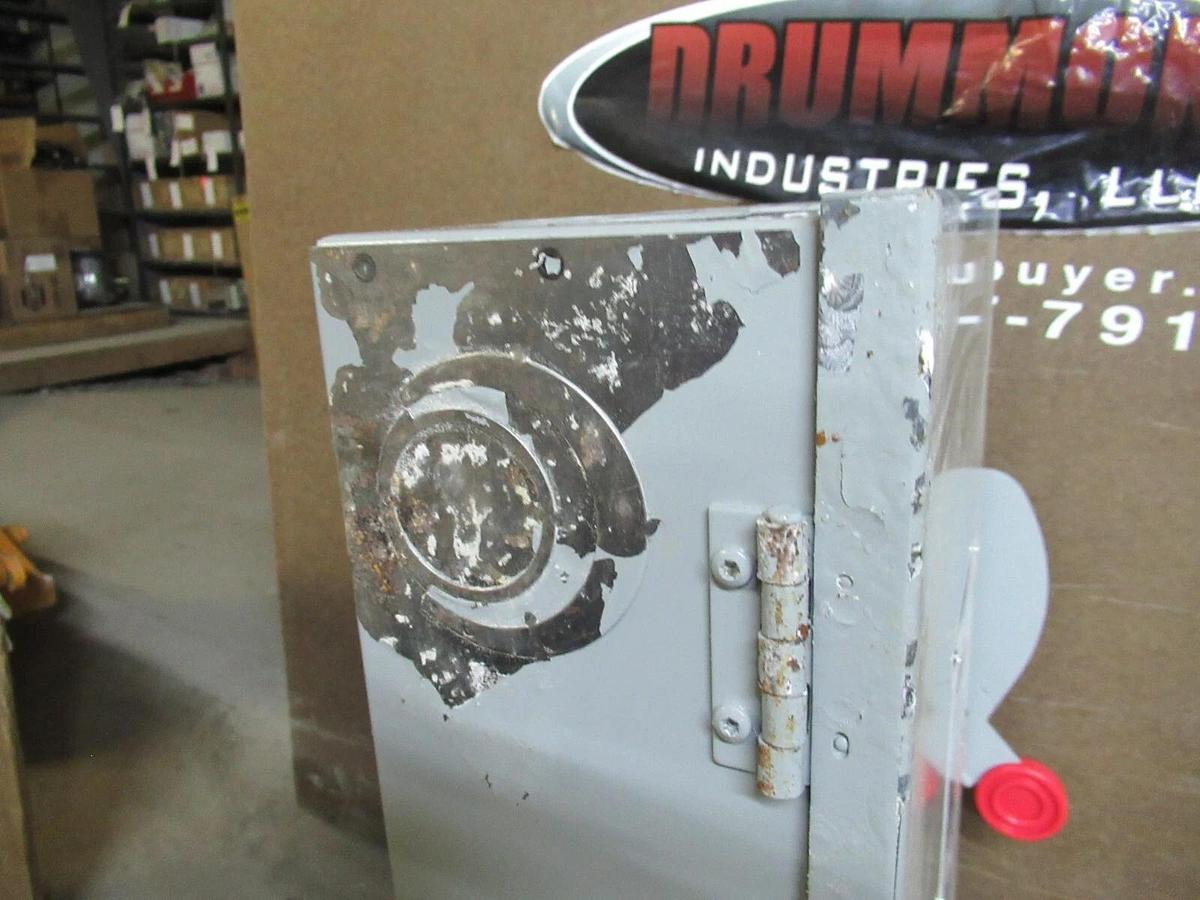 NIB EATON 200 AMP HEAVY DUTY SAFETY SWITCH DH324NGK TYPE 1 3-POLE 60 HP 240 V