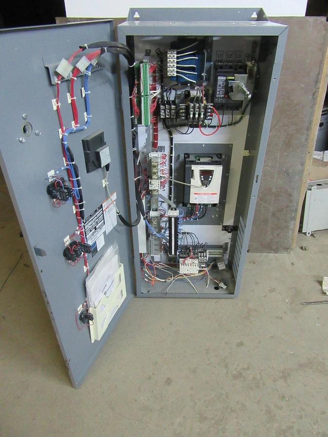 Used SQUARE D M-FLEX VARIABLE SPEED DRIVE MFDFG4VY ATV61HU30N4 5 HP 4 KW 460 VOLT