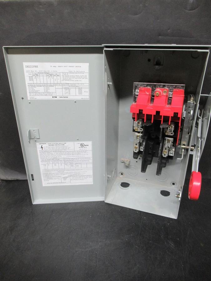 Used EATON HEAVY DUTY SAFETY DISCONNECT DH221FRK 240 VAC 30 AMP 7.5 HP 2-POLE TYPE 3R