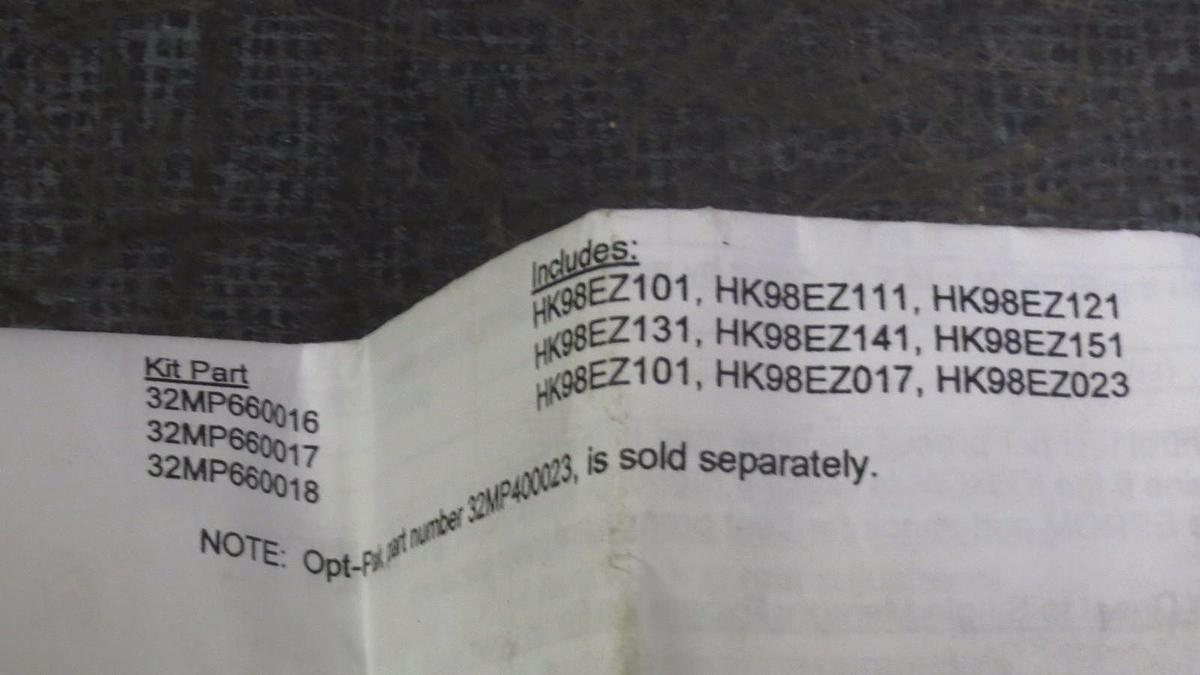 **NEW IN BOX** CARRIER EPROM KIT FOR 1000 TON CHILLER 32MP660017 HK98EZ IC CHIPS