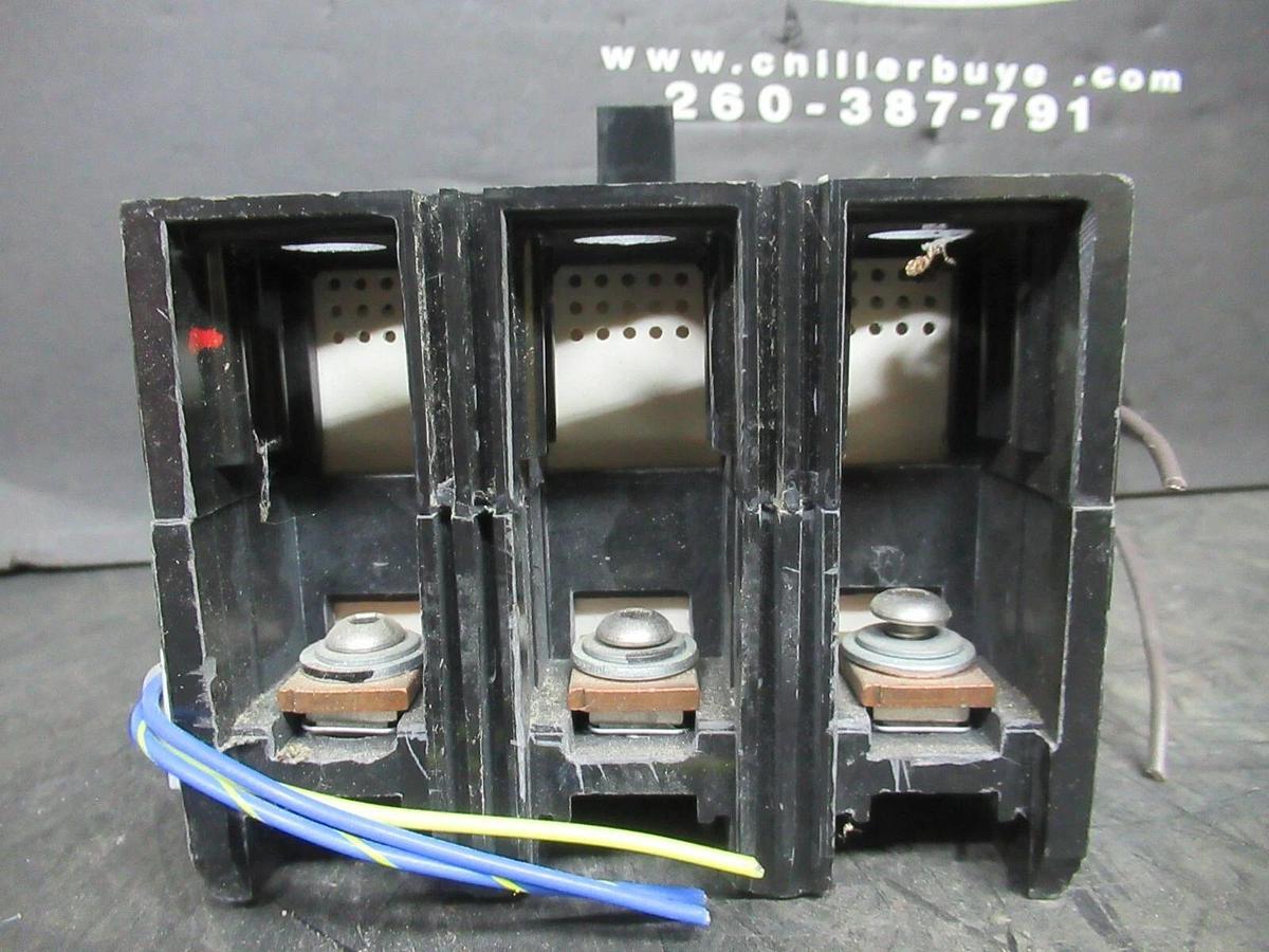 Used SQUARE D BREAKER KHF3620022DC2315 200 AMP 500 VDC W/ UNDERVOLTAGE TRIP AND AUX