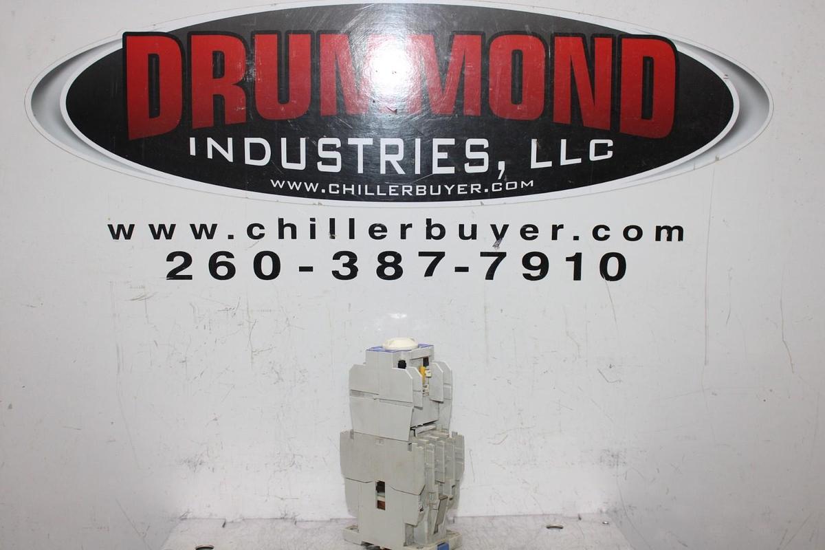Used CUTLER HAMMER D15CR31 CONTACTOR W/ C320TP1 TIMING RELAY 0.1-30 SECOND