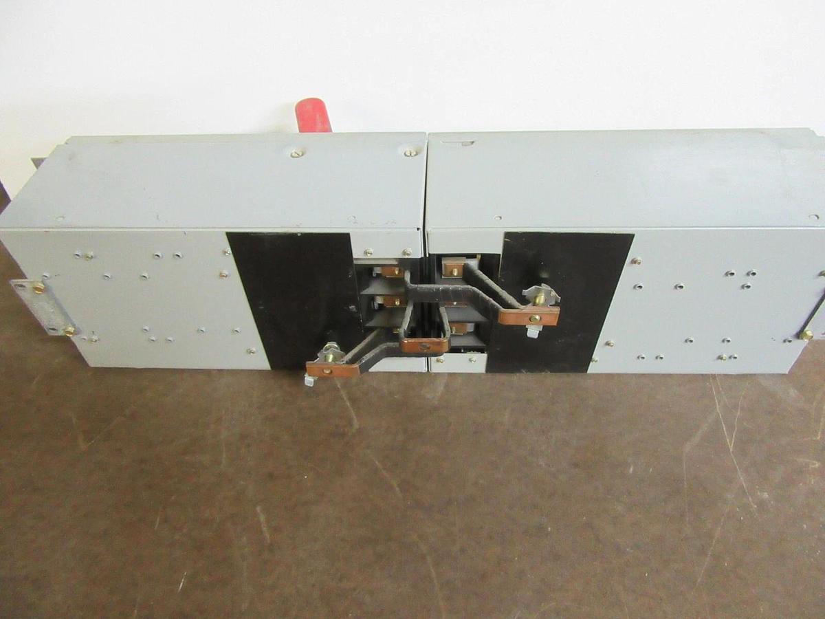 Used GE TWIN QMR PANELBOARD FUSIBLE DISCONNECT QMR361 30 AMP 600 VAC 20 HP