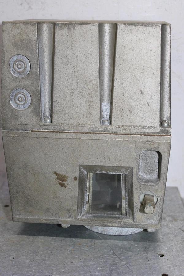 Used HONEYWELL ACTUATOR FLUID POWER GAS VALVE V4055D-1019 110/120V 1.57A 75 PSI