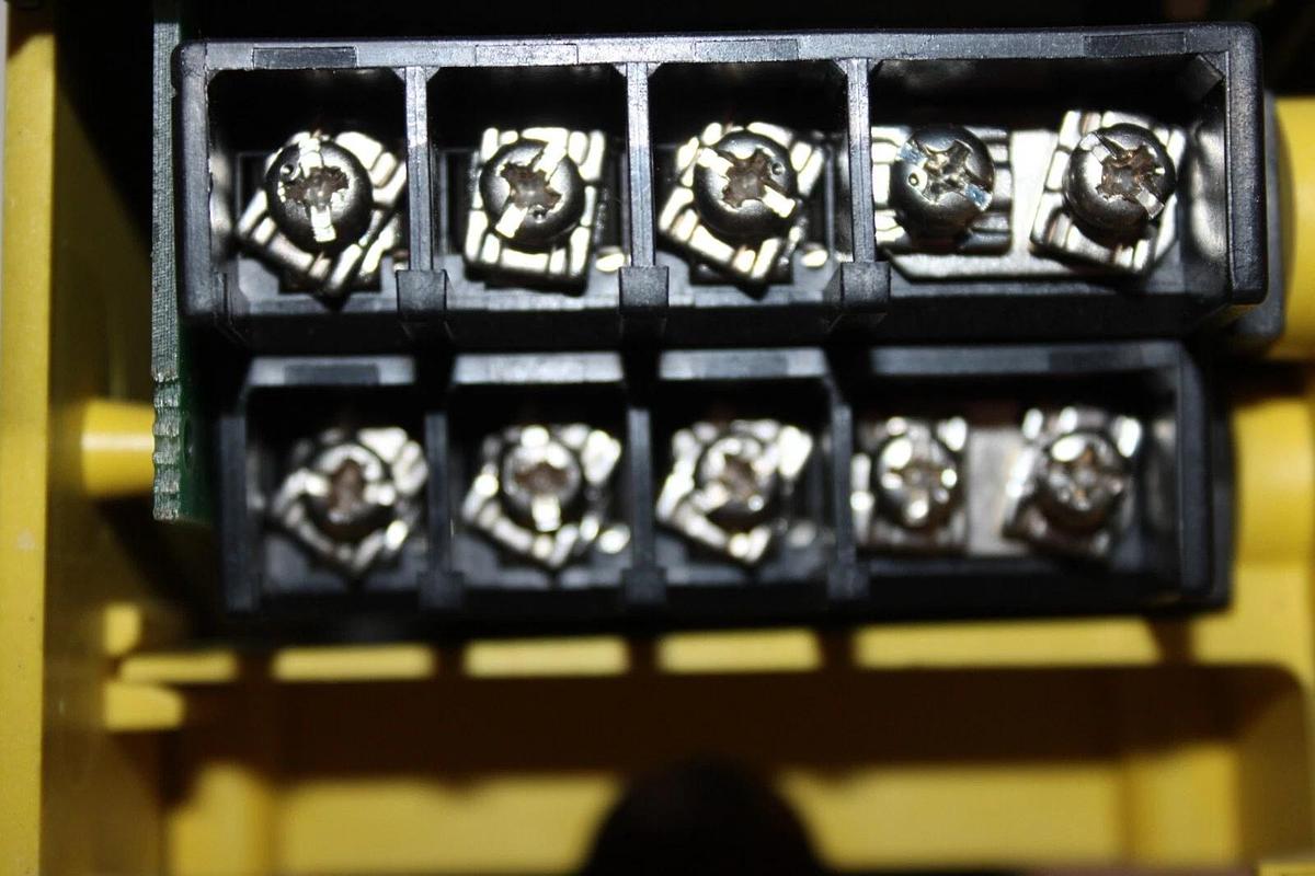 Used FANUC SERVO AMPLIFIER MODULE A06B-6096-H208 230 VAC 9.5 kW 18.7 AMP 325 VDC