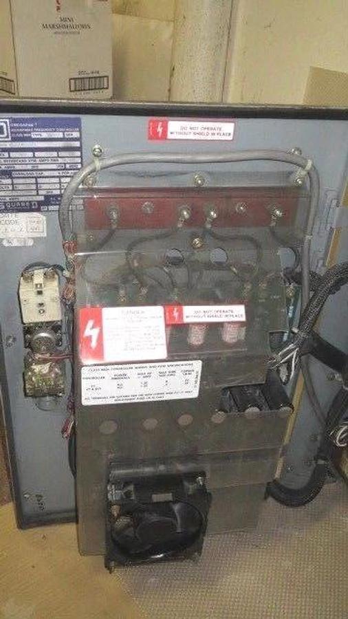 Used SQUARE D OMEGAPAK ADJUSTABLE VFD E07H10P16B16 5AF04F 460V 9.7A 3-PHASE 5HP