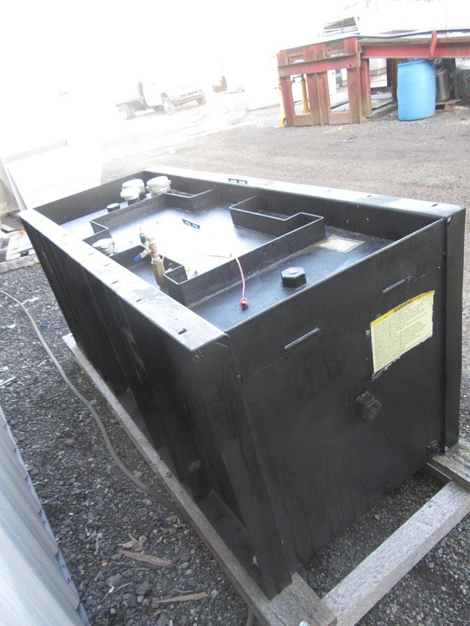 Used 148 GALLON SAUK / KOHLER FLAMMABLE LIQUID DOUBLE WALL DIESEL FUEL TANK