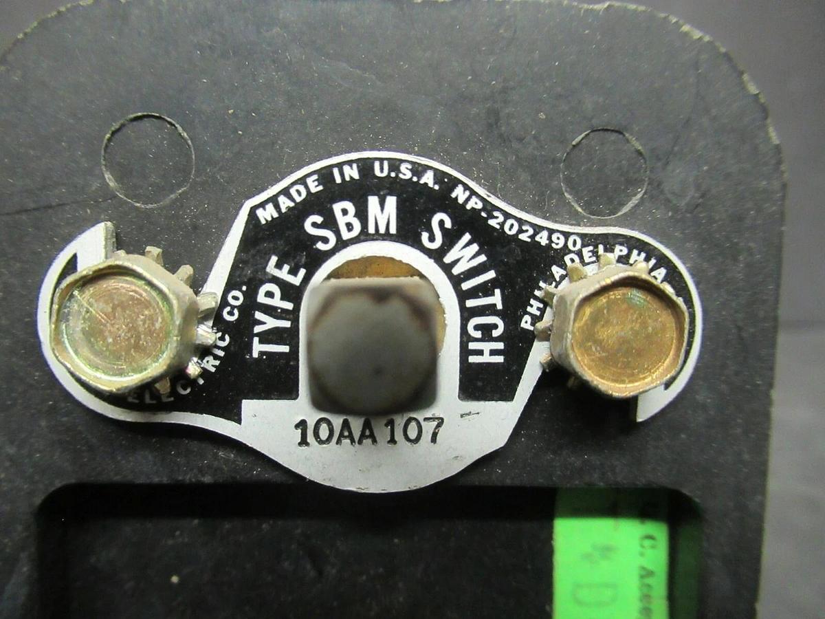 Used GENERAL ELECTRIC BREAKER CONTROL SBM TRANSFER SWITCH NP-20492-A