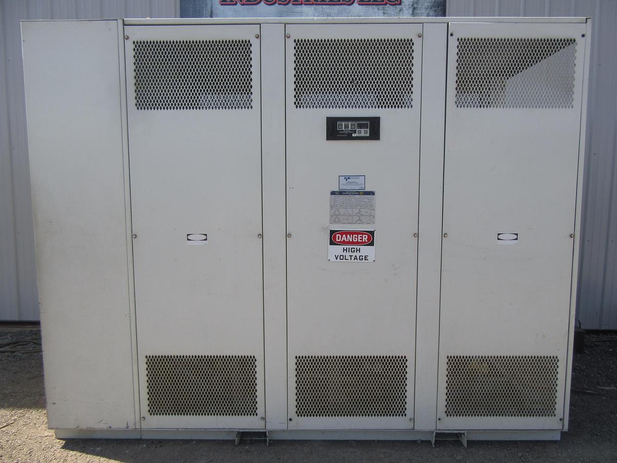 Used 2500 / 3333 KVA SQUARE D TRANSFORMER SUBSTATION INSULATED HV 12470 LV 480