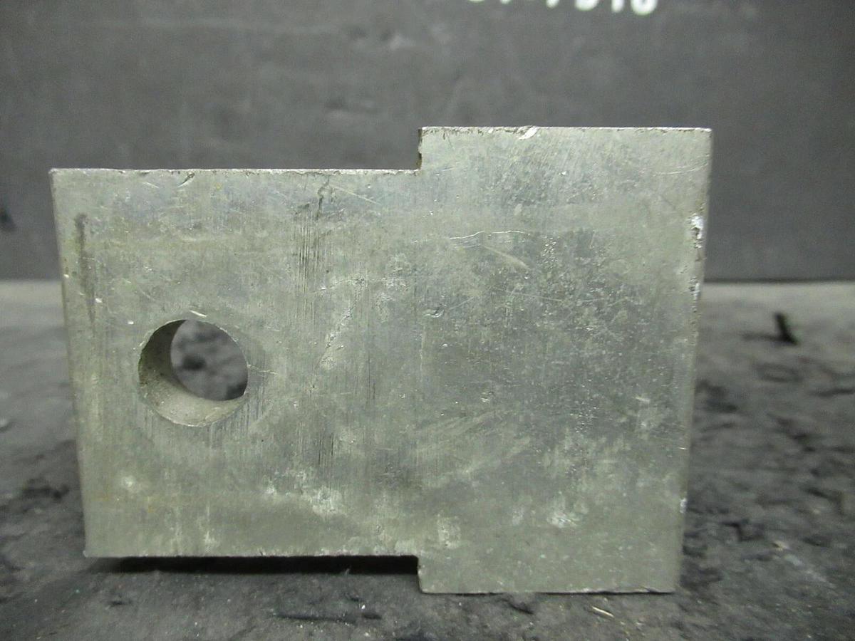 Used (3) QTY DCC C-17 DU-600 2 DOUBLE BARREL MECHANICAL CONNECTOR LUGS TAP 600MCM - 4